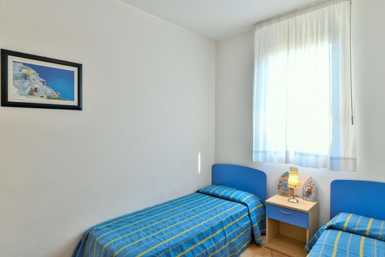 Girasoli Bibione Buitenkant foto