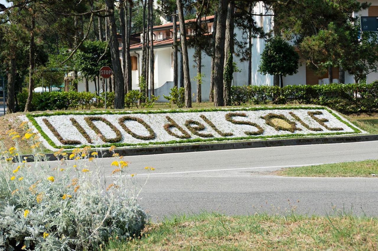 Girasoli Bibione Buitenkant foto